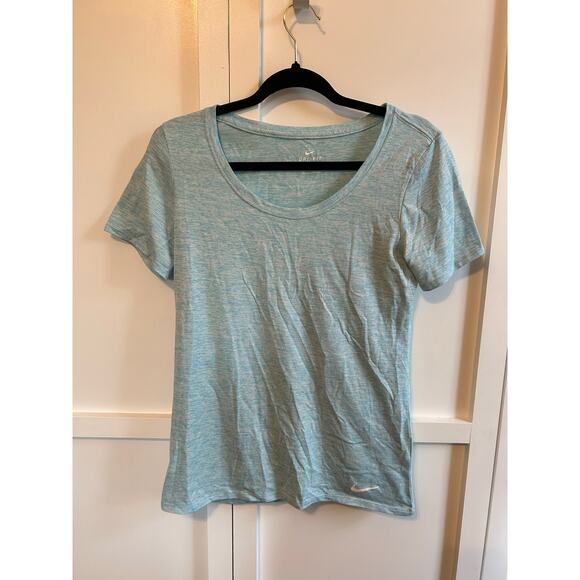Nike Dri Fit Short Sleeve Top Small - Picture 1 of 3